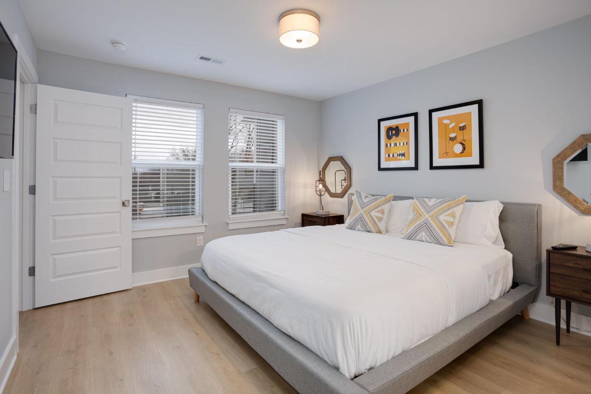 נאשוויל Modern Townhome, 10Min To Downtown! 8Min To Grand Ole Opry! Sleeps 8! מראה חיצוני תמונה